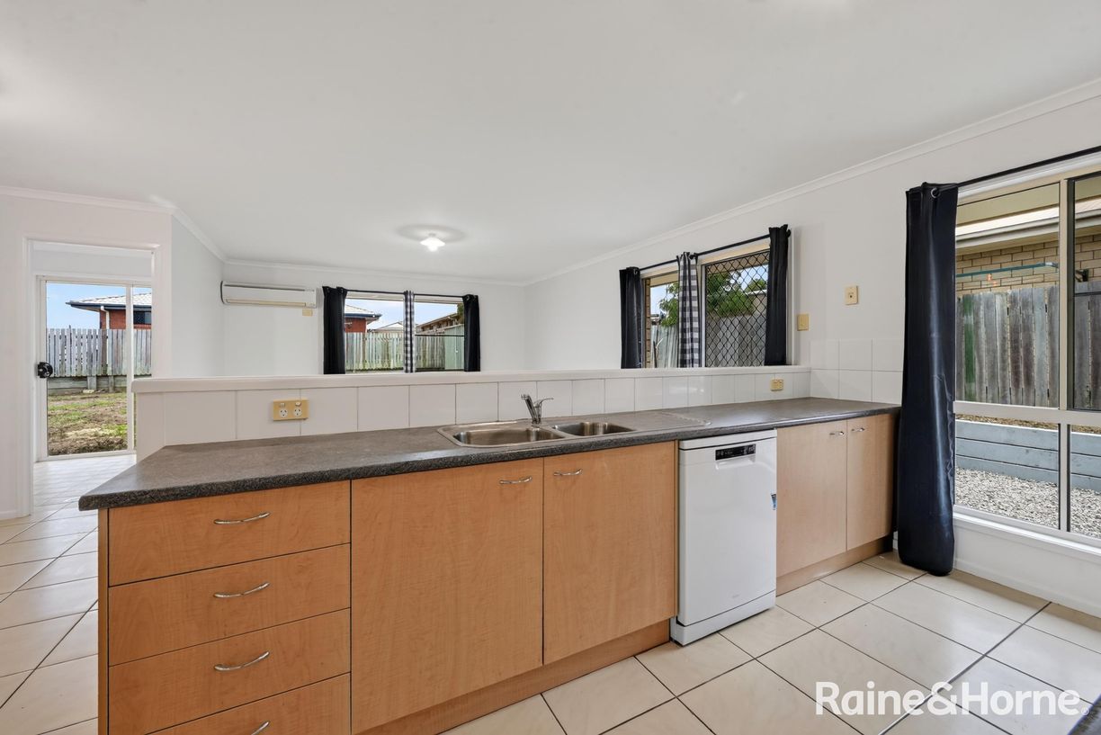 1 Boronia Drive — photo 10 of 28