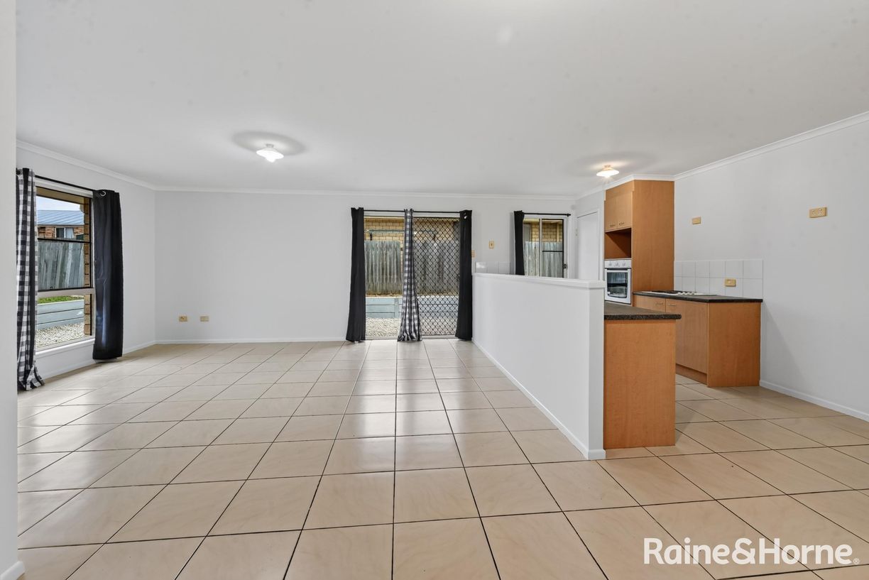 1 Boronia Drive — photo 13 of 28