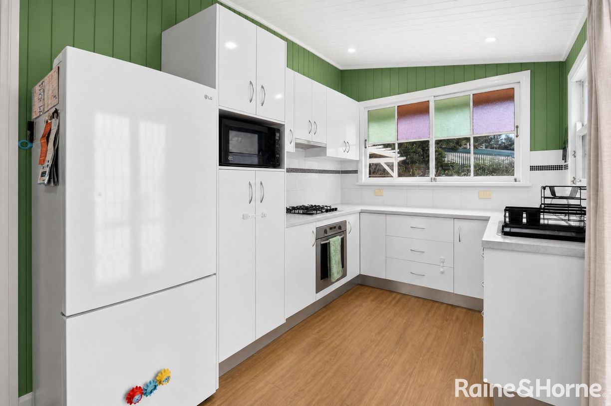 16B Marshall Street — photo 15 of 30