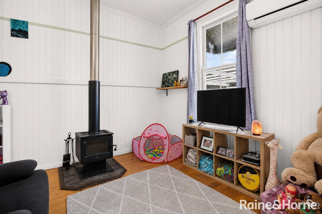 16B Marshall Street — photo 9 of 30
