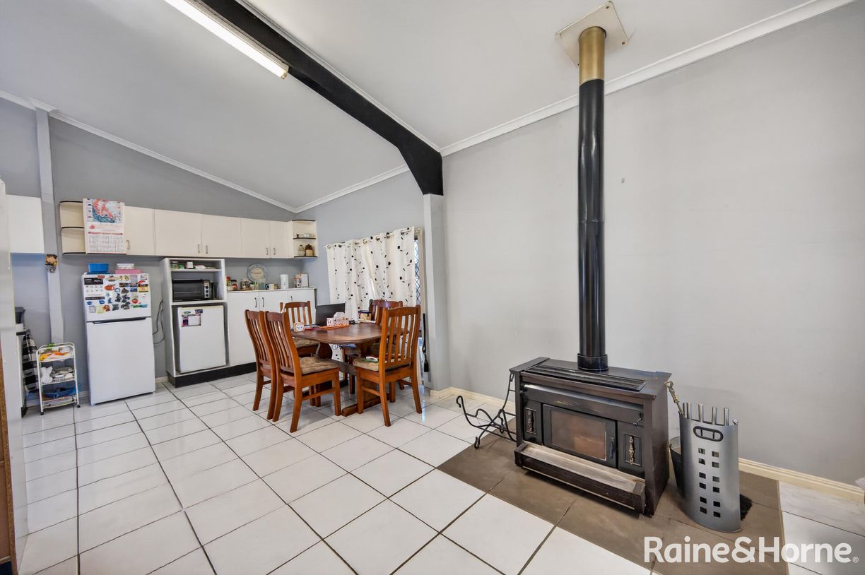 28 Taylor Street — photo 10 of 30