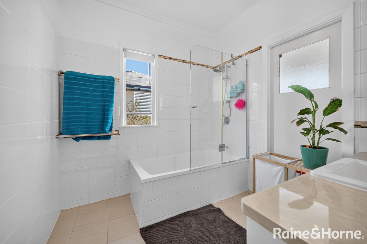 48 Marshall Street — photo 16 of 23