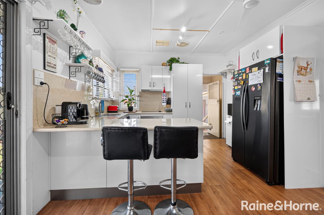 48 Marshall Street — photo 6 of 23