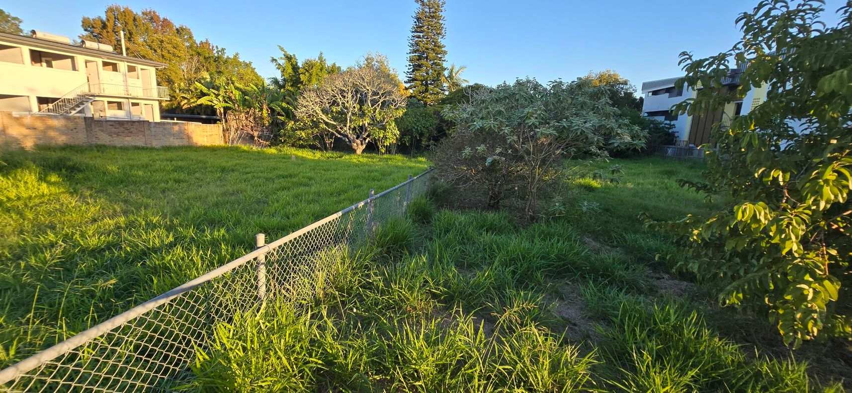 110 King Street — photo from Raine & Horne Carindale