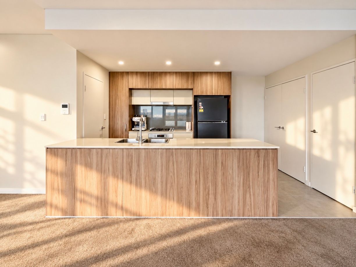 202/18 Louis Street — photo 5 of 11