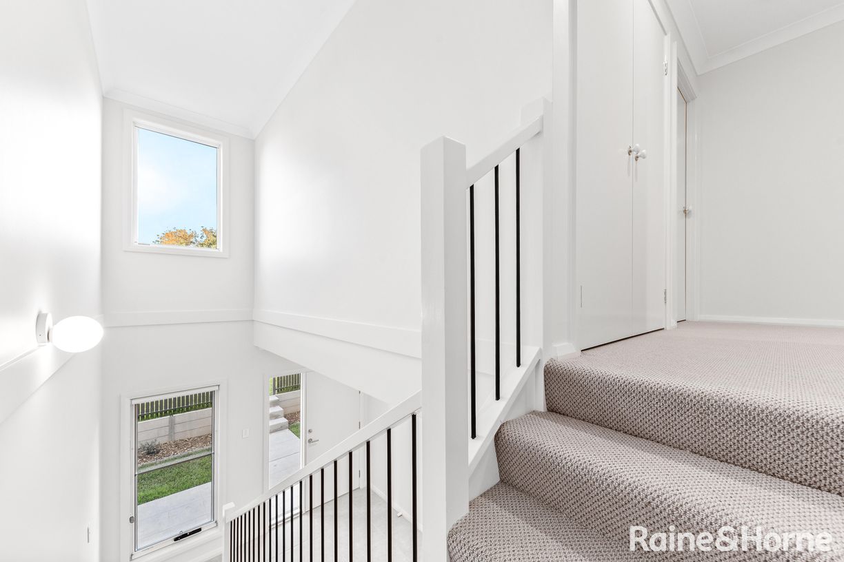 11 Heath Road — photo 20 of 30