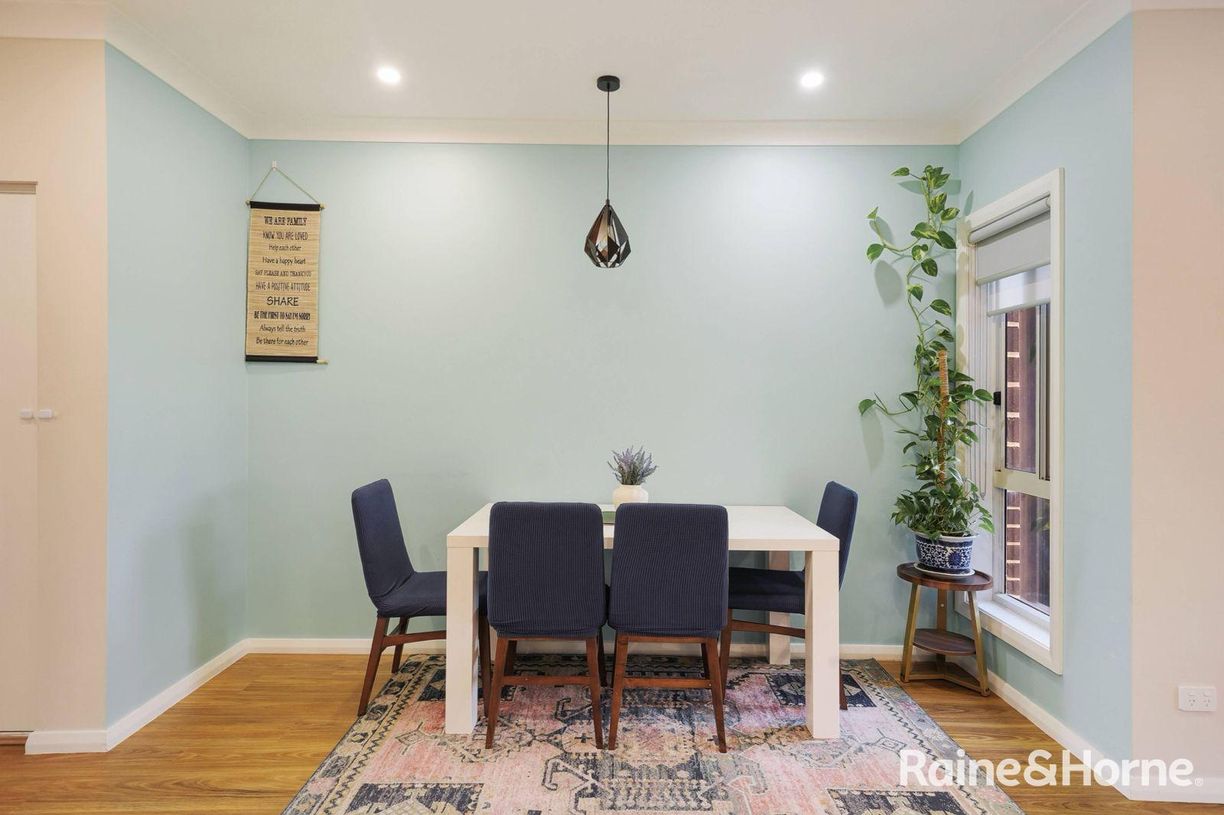 24 Amru Crescent — photo 6 of 14