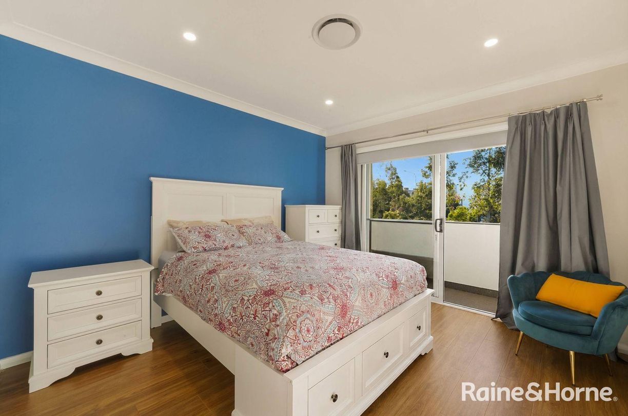 24 Amru Crescent — photo 8 of 14