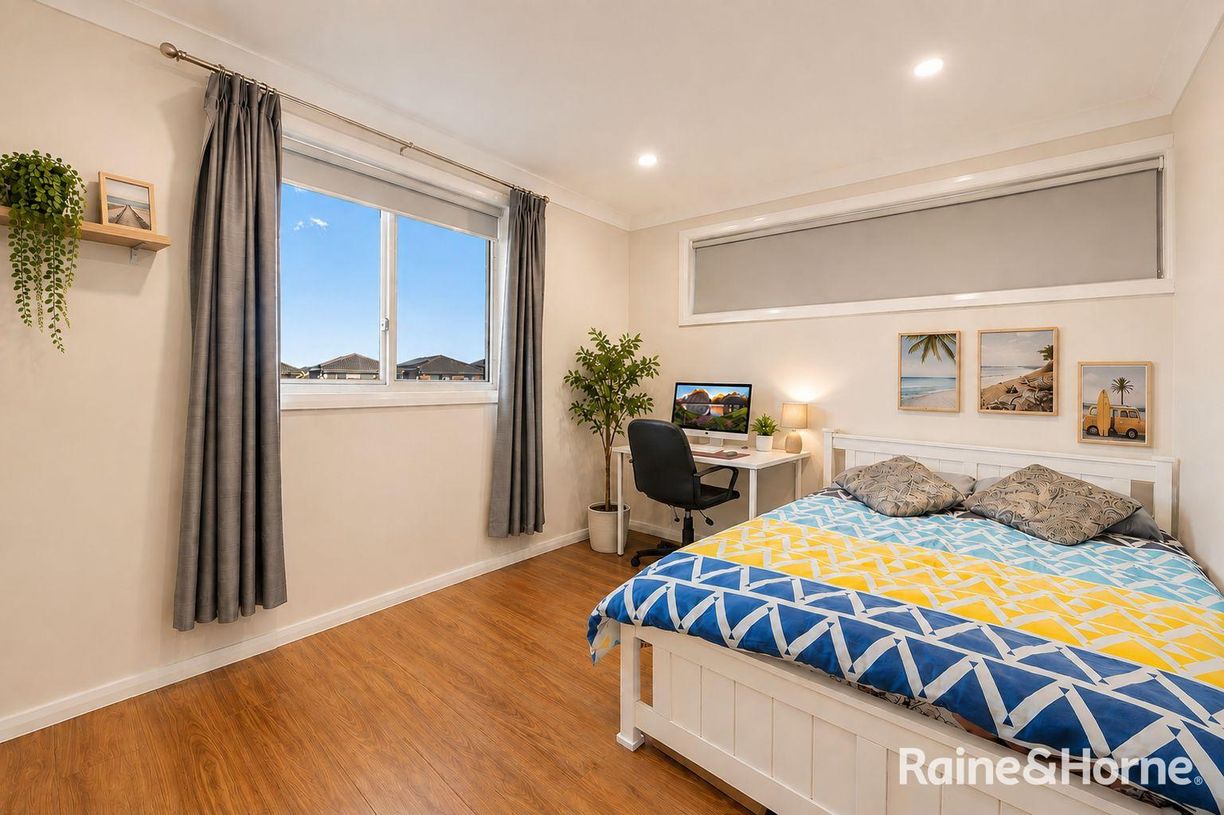 24 Amru Crescent — photo 7 of 14