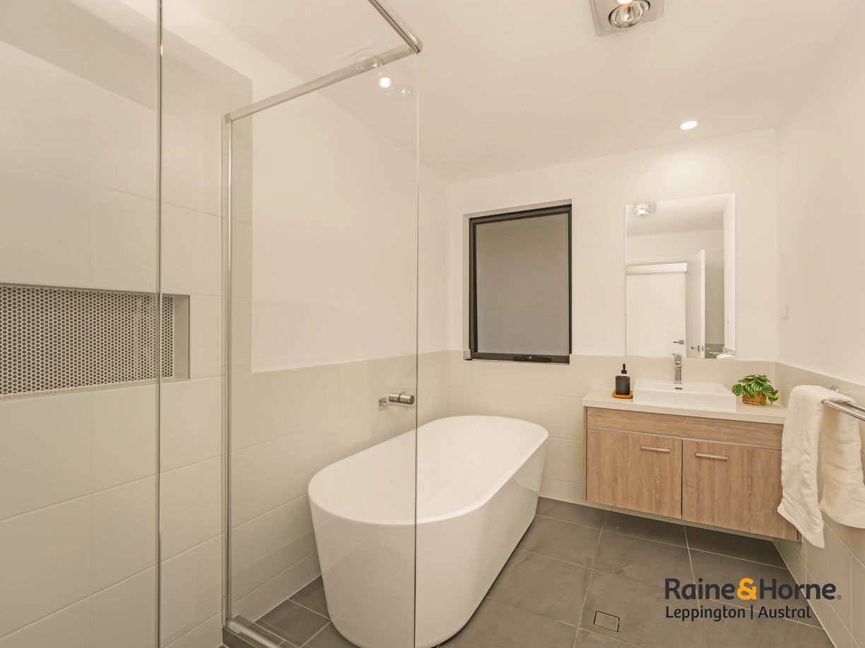 32 Robert Ingham Drive — photo 11 of 23