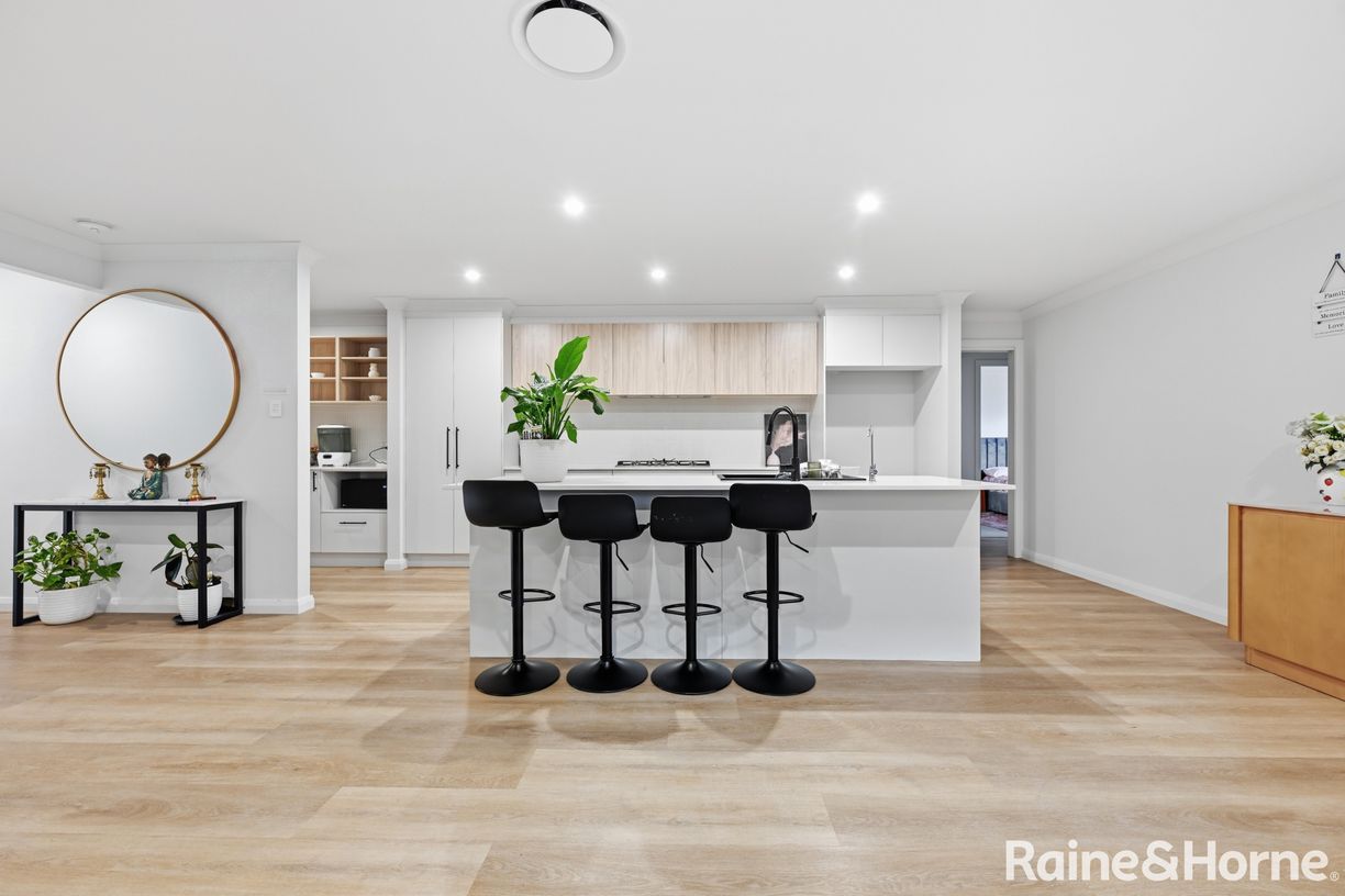 19 Montrose Street — photo 11 of 25