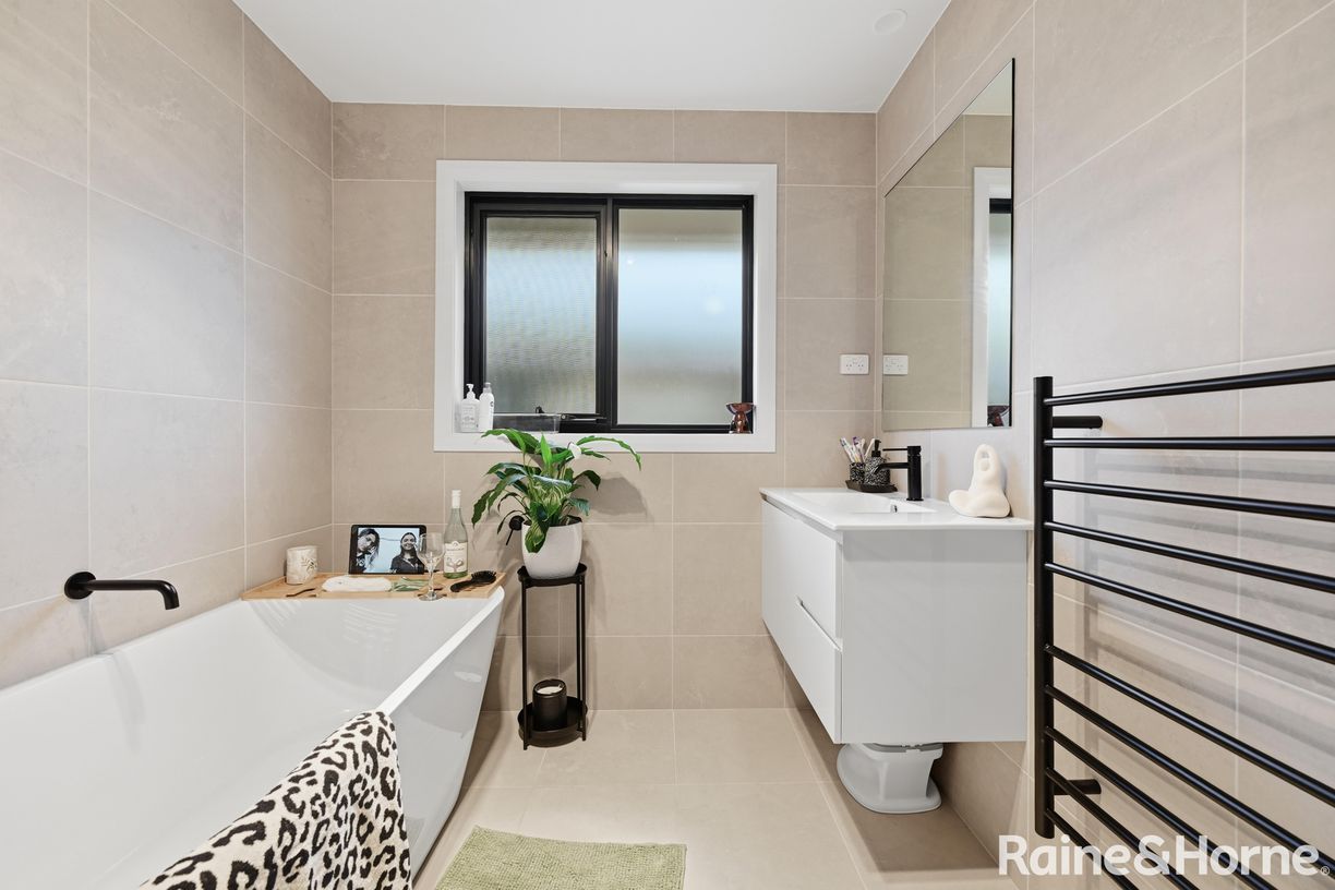 19 Montrose Street — photo 16 of 25
