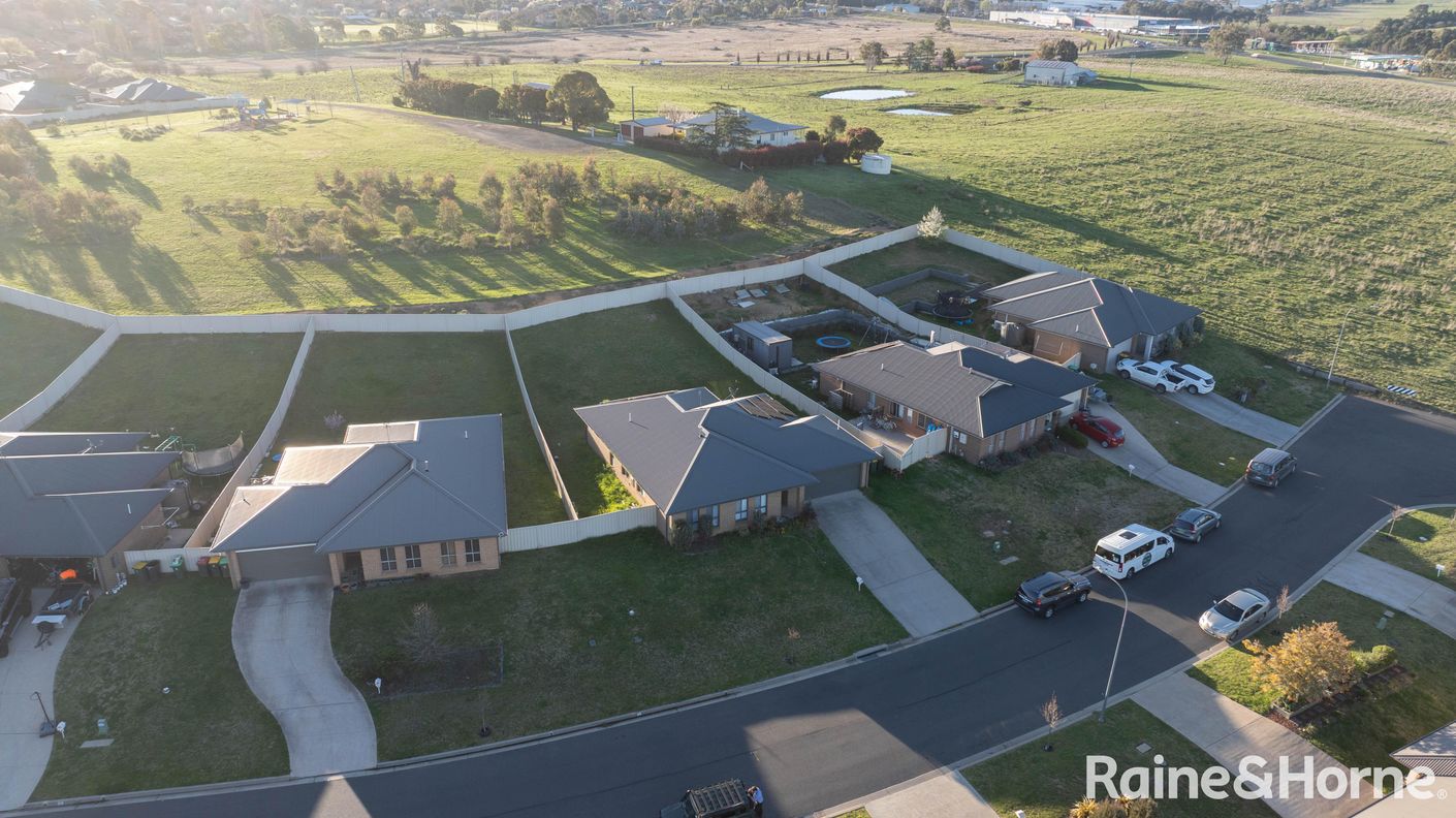 6 Sullivan Circuit — photo 16 of 18