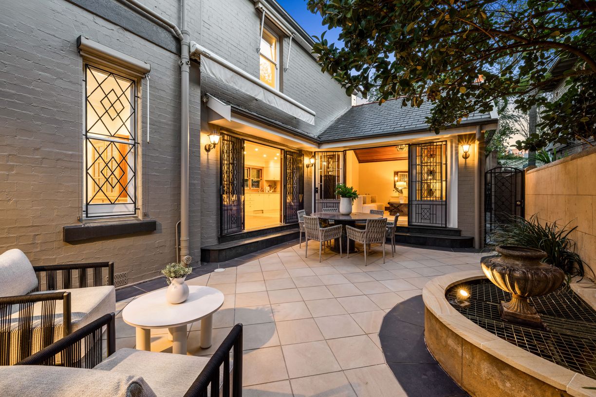 44 Carabella Street — photo 12 of 29