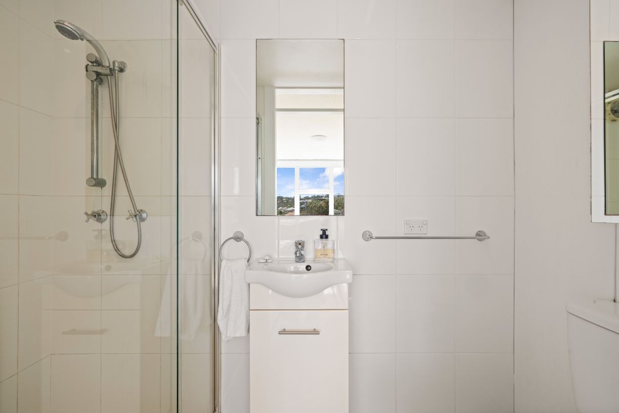 38/143 Kurraba Road — photo 7 of 12