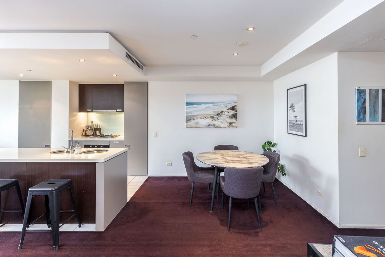 205E/599 Pacific Highway — photo 7 of 14