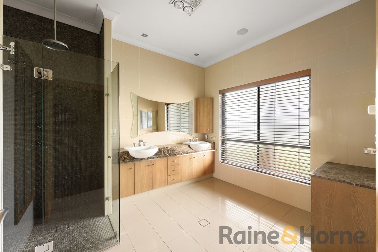 121 Raby Road — photo 14 of 30
