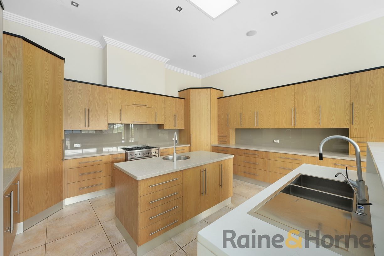 121 Raby Road — photo 11 of 30