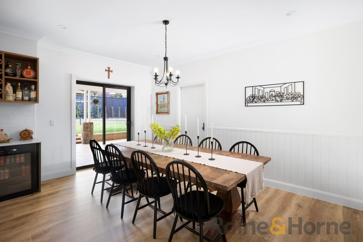 29 Peppercorn Avenue — photo 14 of 30
