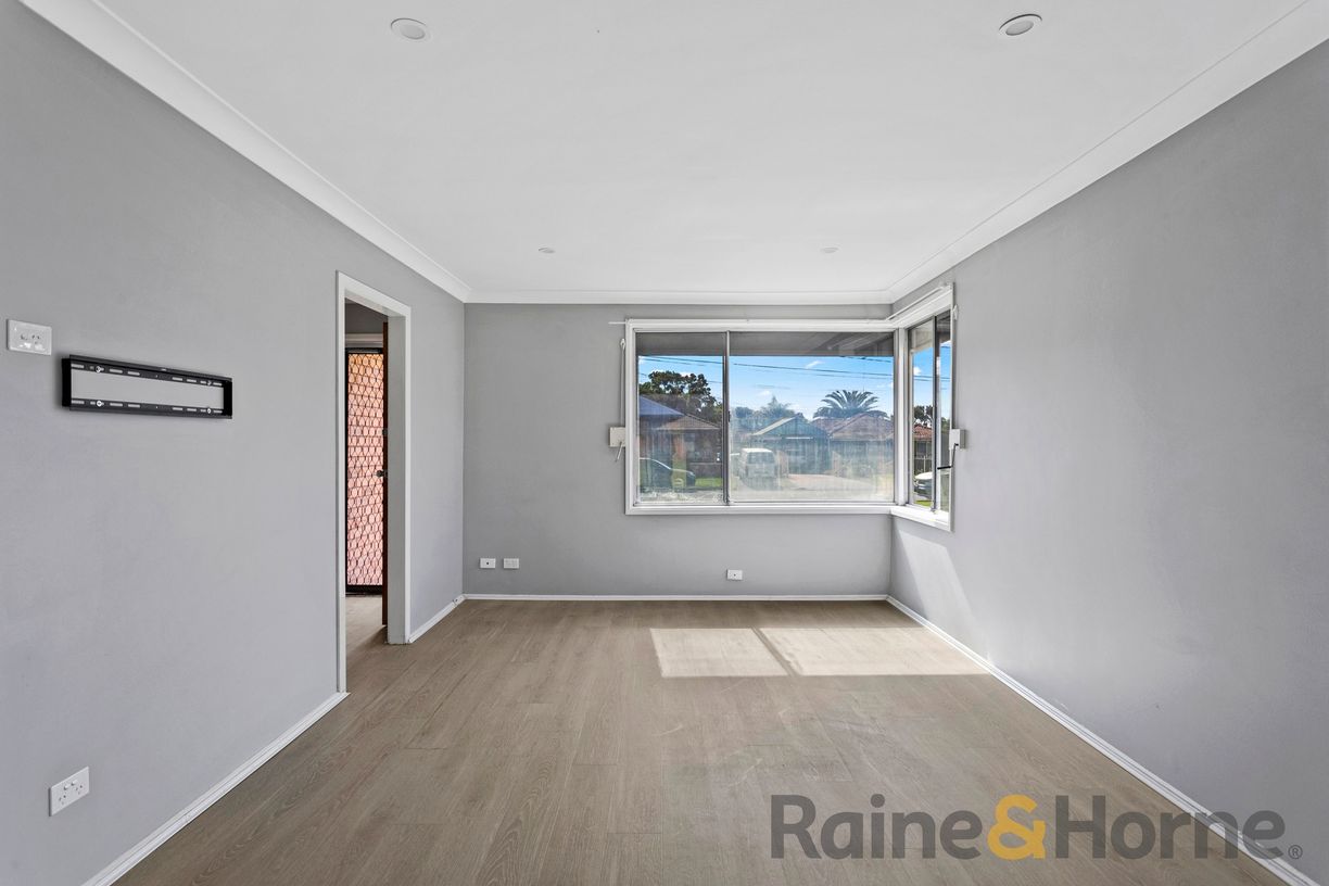 7 Flinders Street — photo 2 of 12