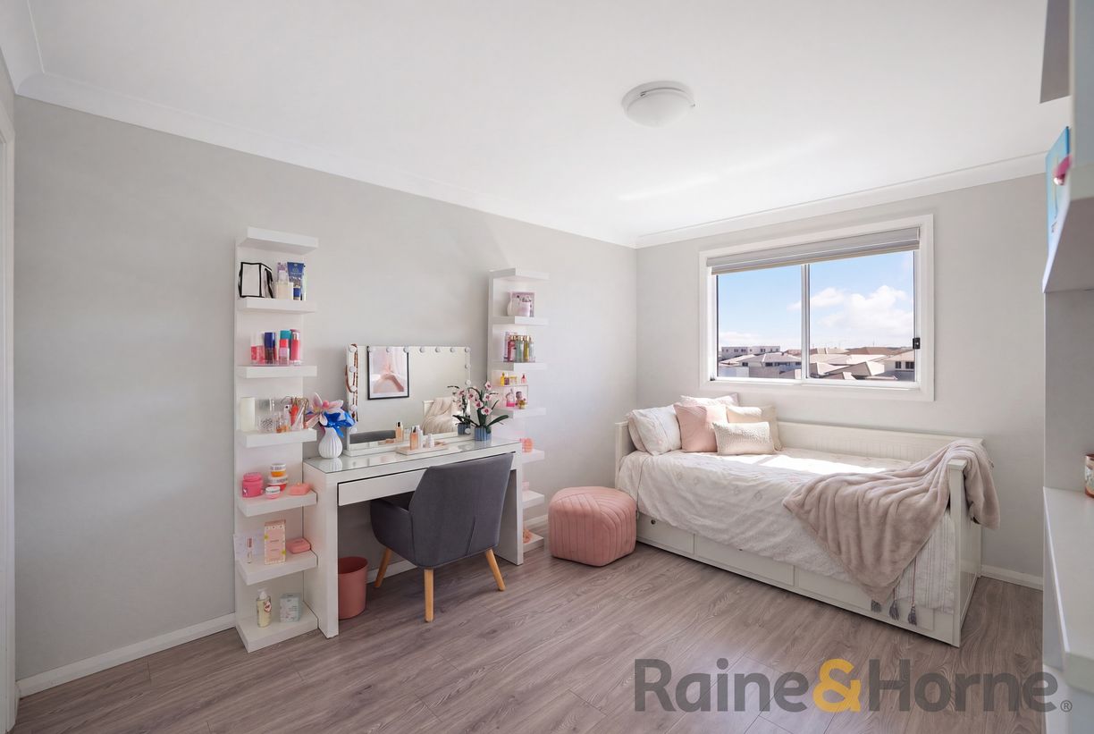 8 Barrett Street — photo 7 of 13