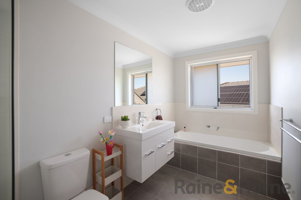8 Barrett Street — photo 9 of 13