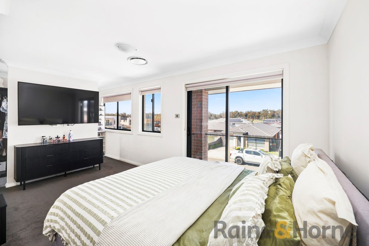 32 Jonica Road — photo 15 of 22