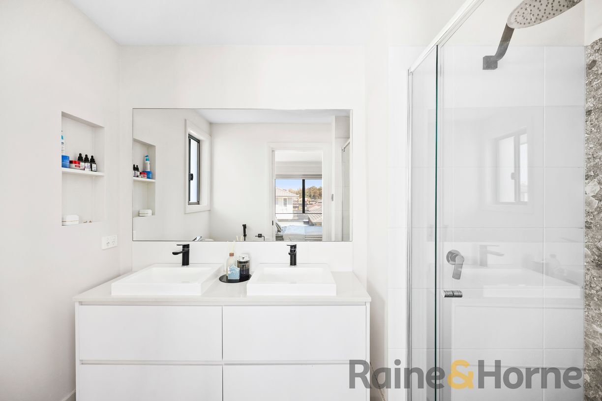 32 Jonica Road — photo 17 of 22