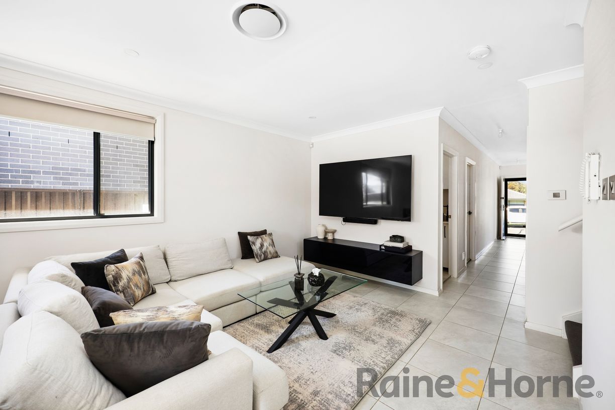 32 Jonica Road — photo 8 of 22