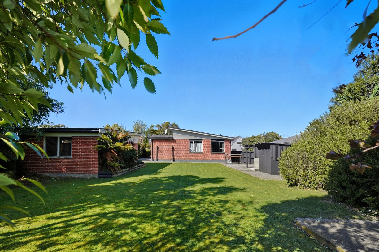 property-image