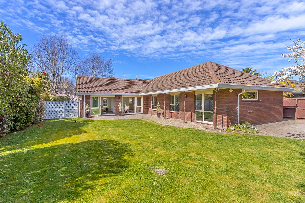 property-image