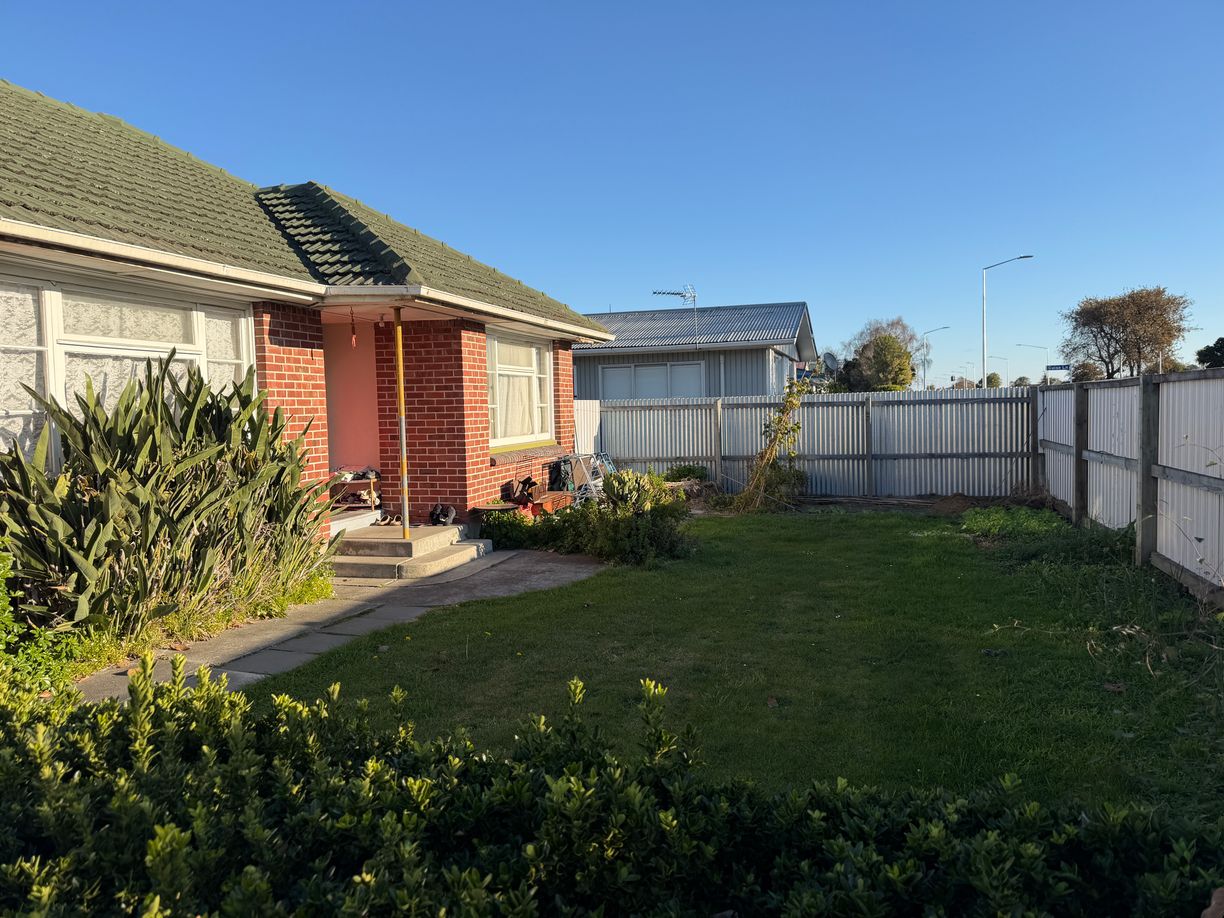 property-image
