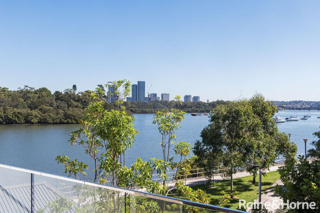 504/14 Hilly Street — photo from Raine & Horne Macquarie Park