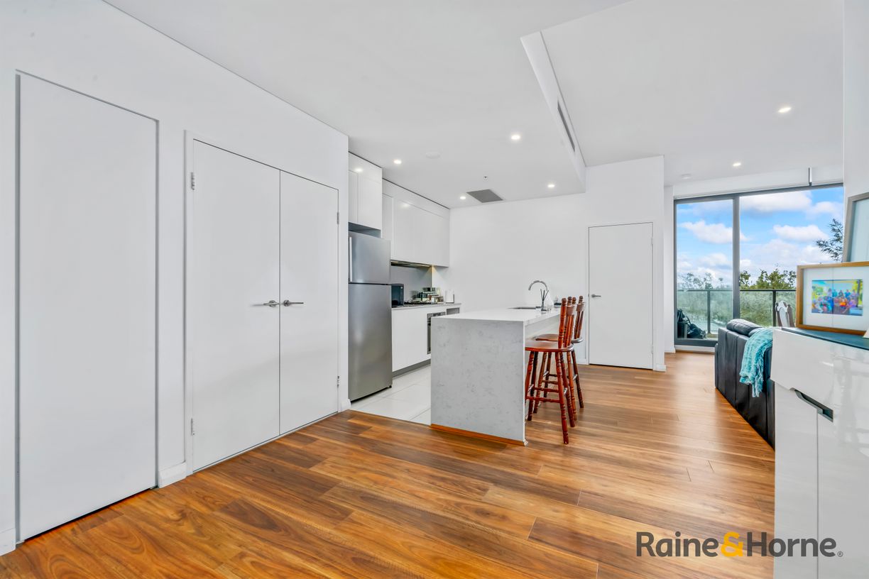 606a/12 Nancarrow Avenue — photo 6 of 16