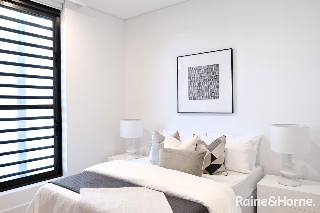 A902/82 Waterloo Road — photo 9 of 16
