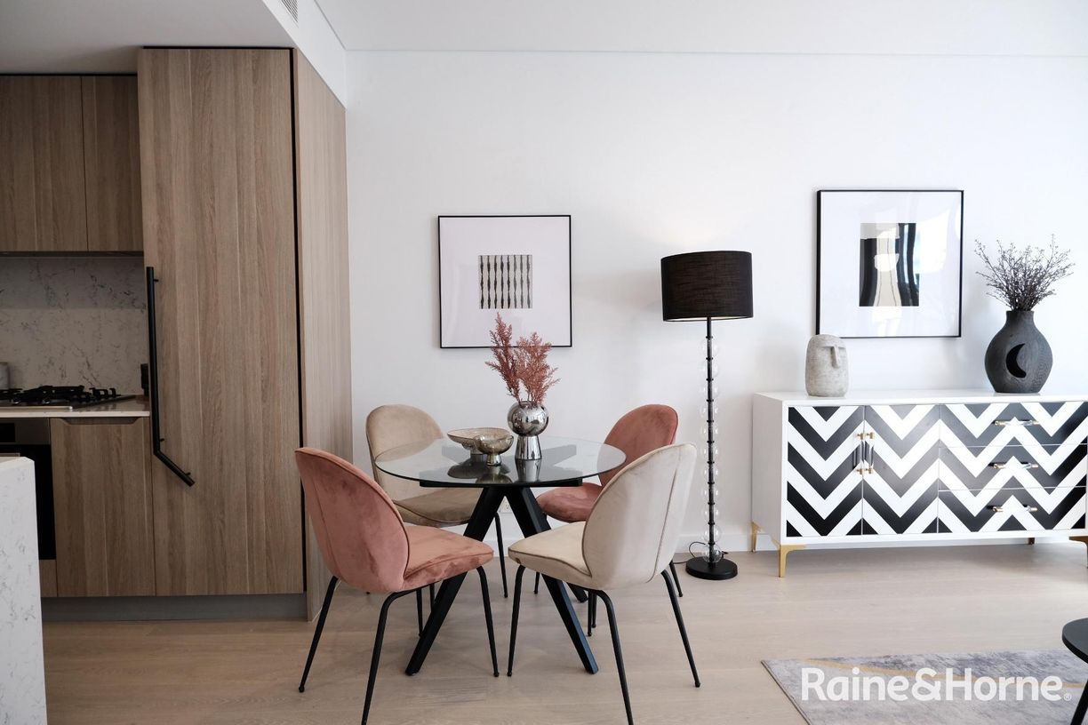 A902/82 Waterloo Road — photo 4 of 16
