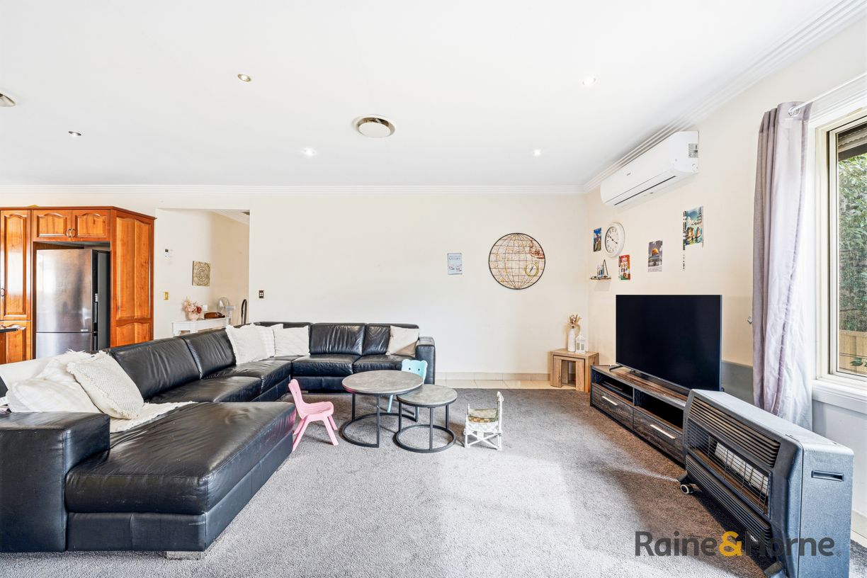 199 Robertson Street — photo 5 of 19