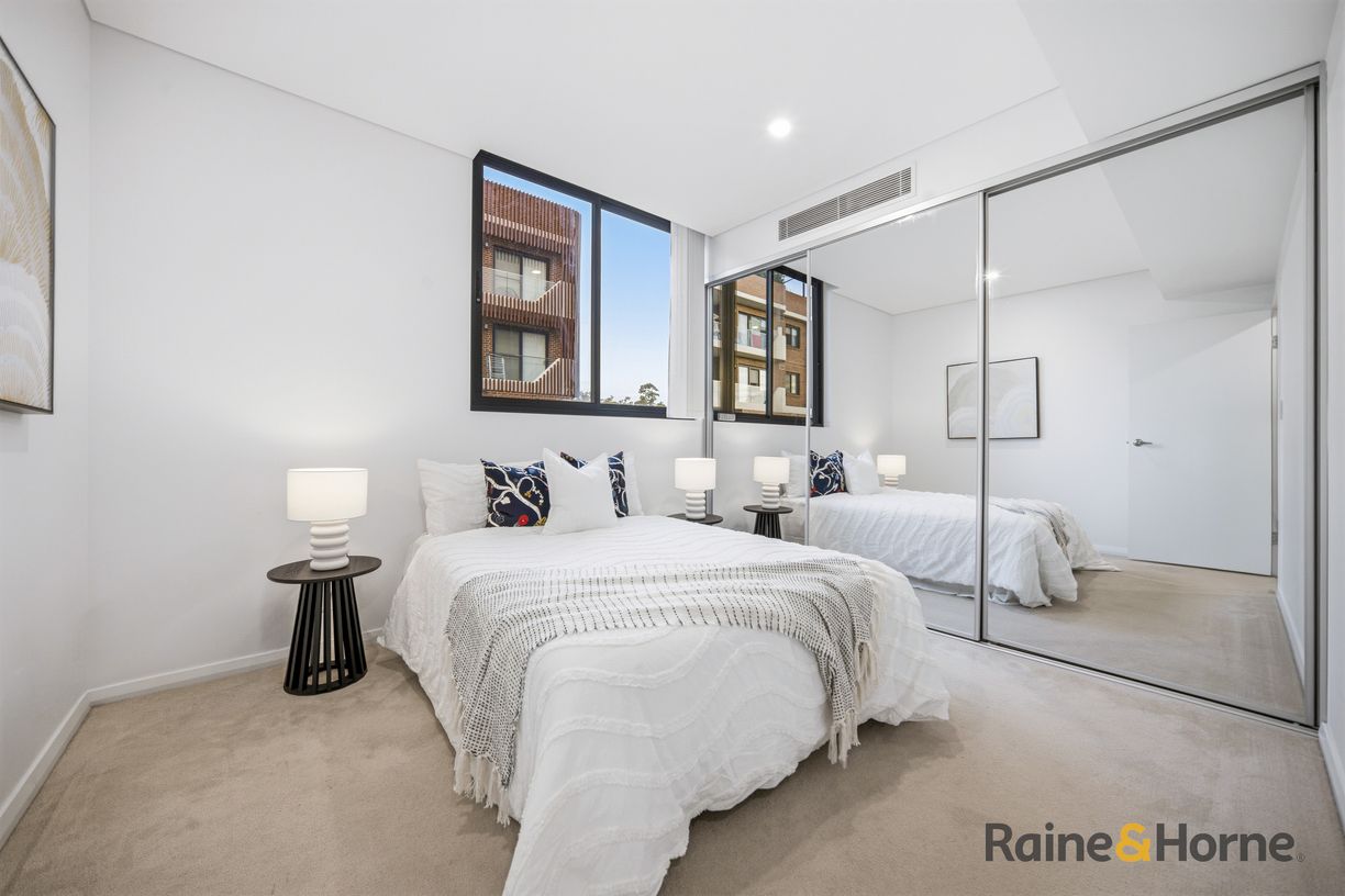 313/10 Carinya Street — photo 9 of 18
