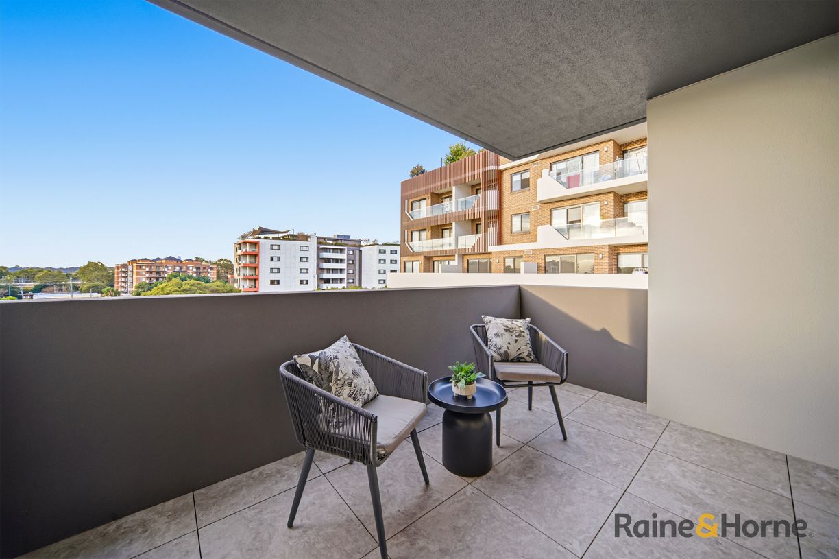 313/10 Carinya Street — photo 12 of 18
