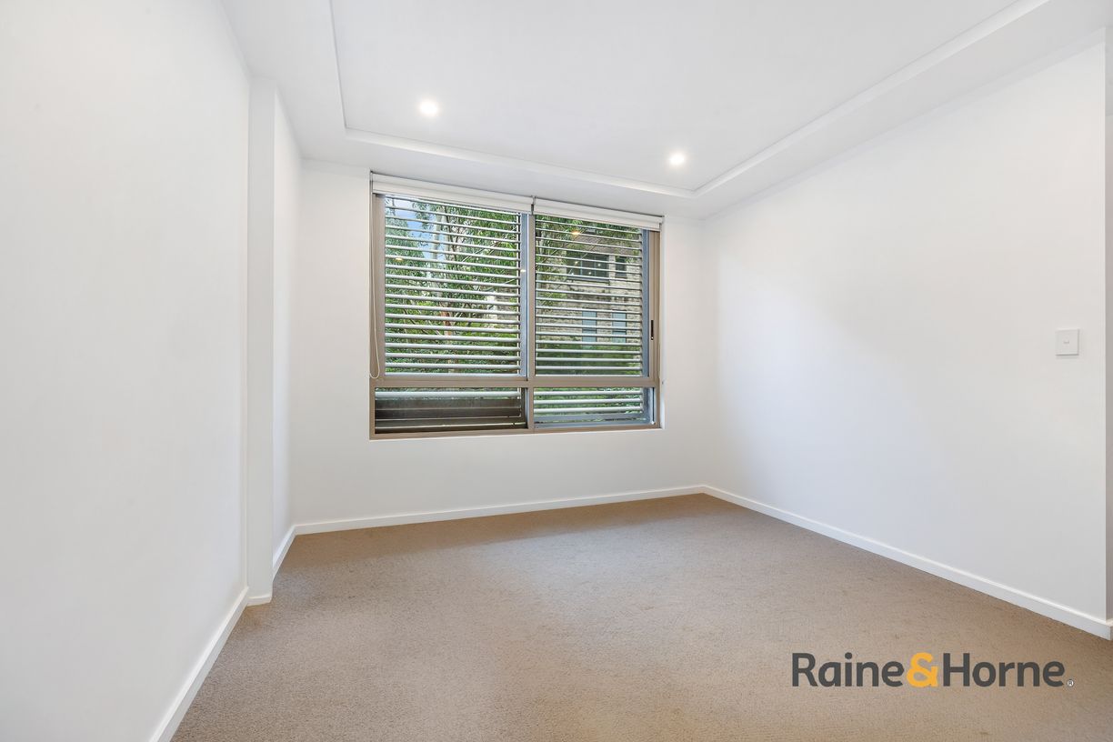 33/8 Buckingham Road — photo 8 of 9