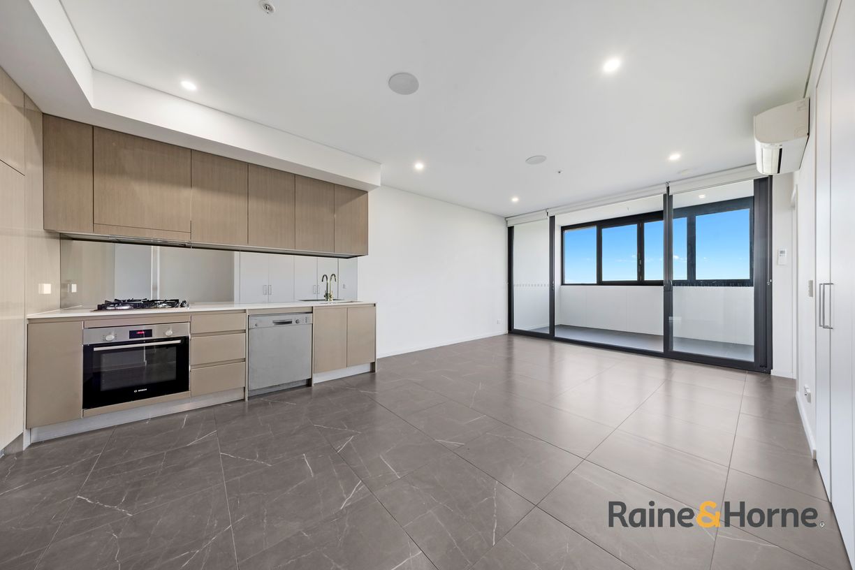 12062/7 Bennelong Parkway — photo 3 of 12