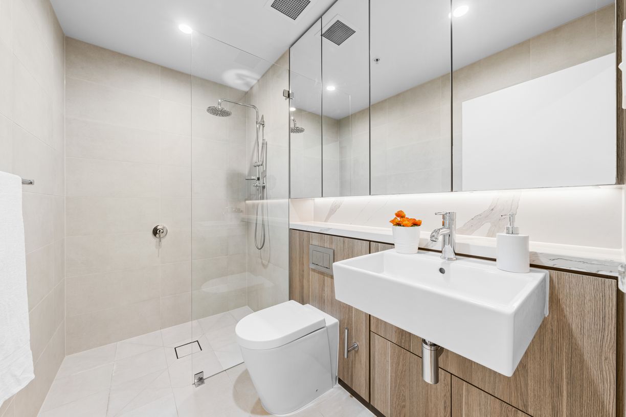 513/10 Village Place — photo 9 of 12
