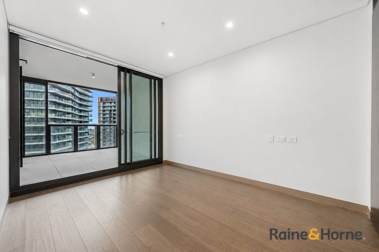 3205/88A Christie Street — photo 5 of 13