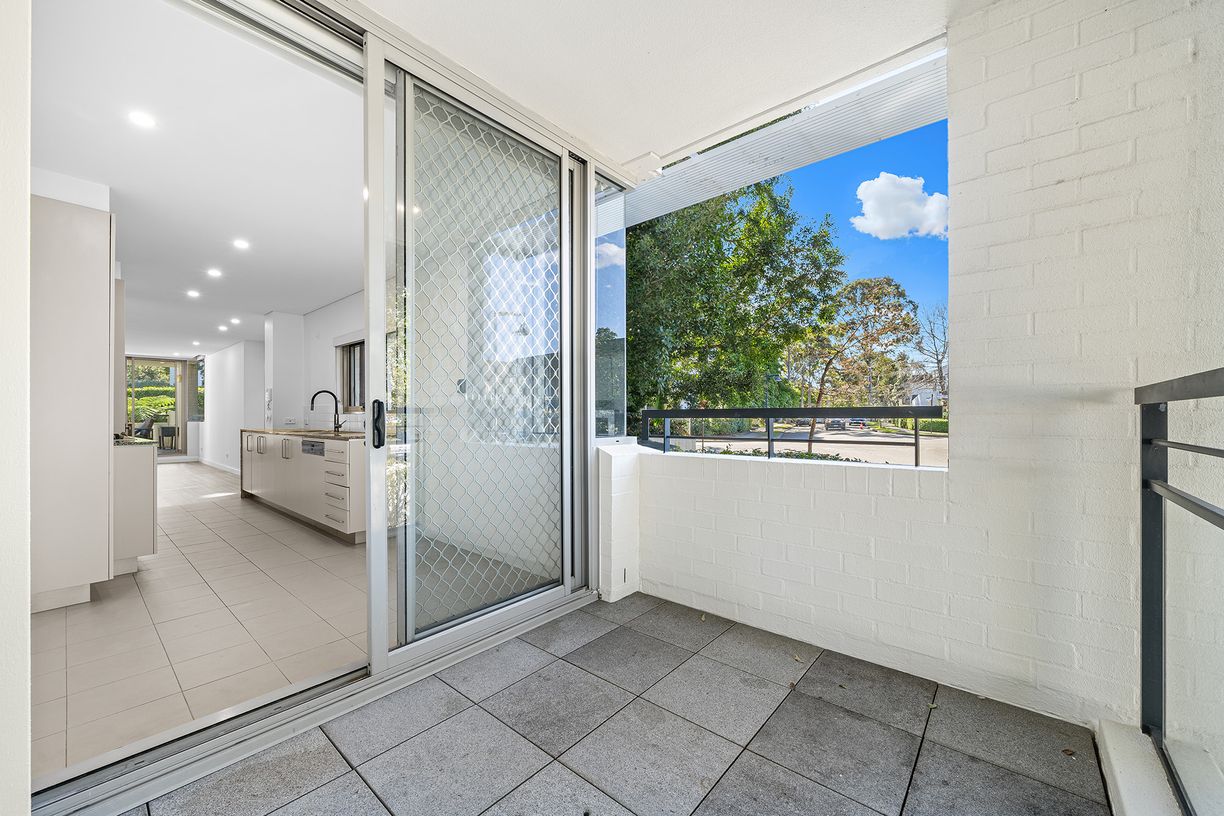 1/5 Sandpiper Crescent — photo 8 of 14