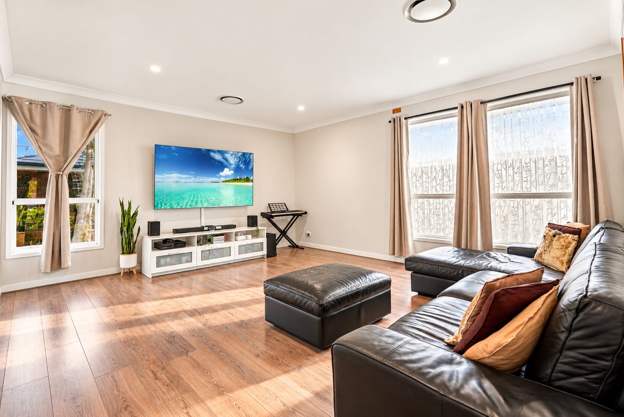 52 Versace Crescent (Melonba) — photo 3 of 10