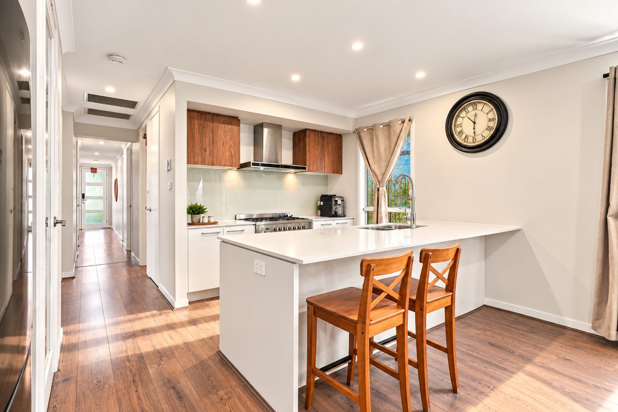 52 Versace Crescent (Melonba) — photo 7 of 10
