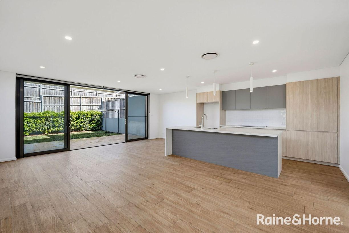 60 Whitewater Terrace — photo 4 of 19