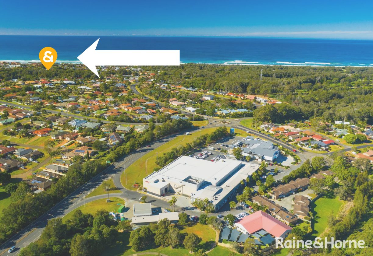 17 Pettit Street — photo from Raine & Horne Port Macquarie