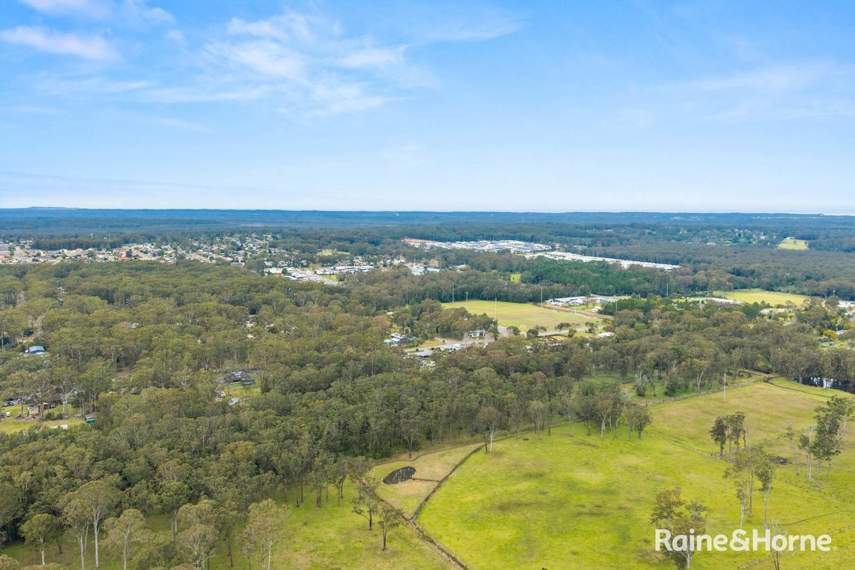 23 Ferodale Road — photo 18 of 22