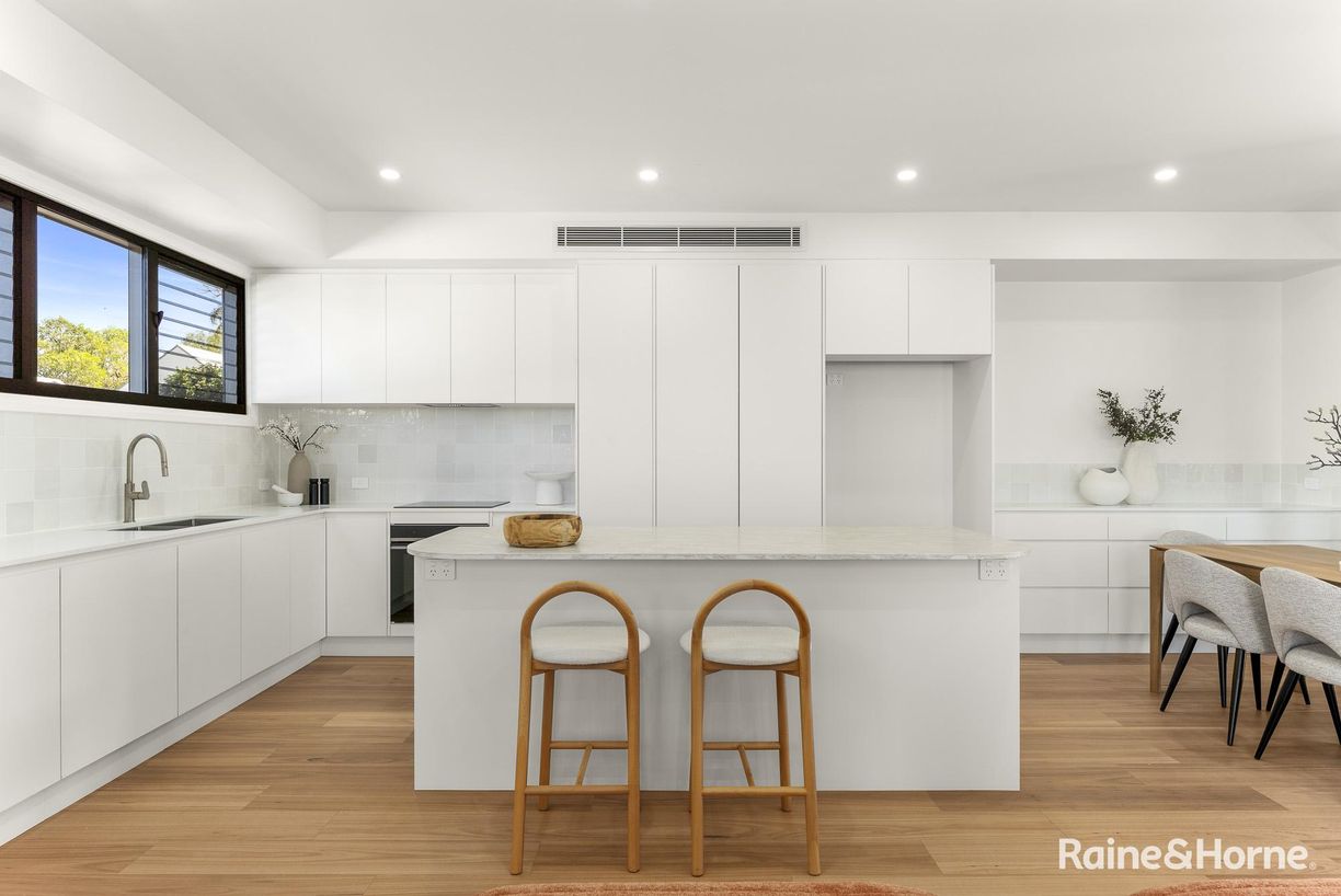 1/226 Gosford Road — photo 2 of 30